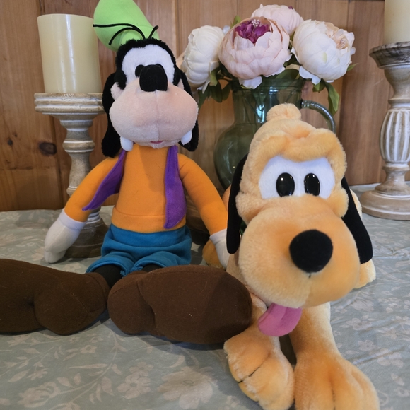 Applause Other - Applause Vintage Plush Stuffed Animal Set - Goofy and Pluto Disney Collectible
